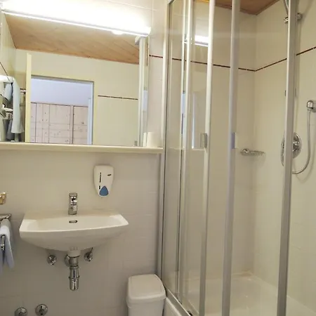 Hotel-skischule Krallinger 3* オーバータウエルン