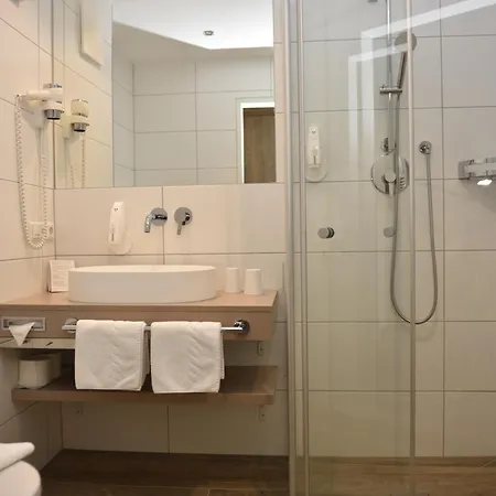 Hotel-skischule Krallinger オーバータウエルン