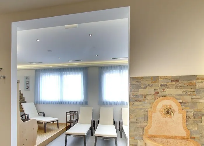 Hotel-skischule Krallinger ホテル オーバータウエルン