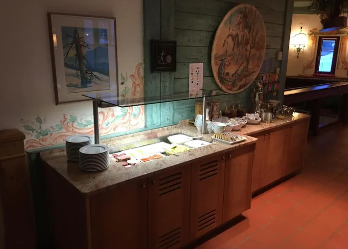 ホテル Hotel-skischule Krallinger 3*