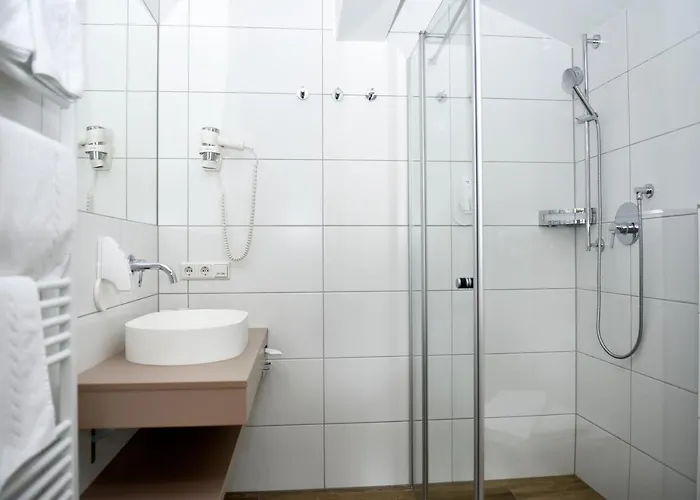 ホテル Hotel-skischule Krallinger オーバータウエルン